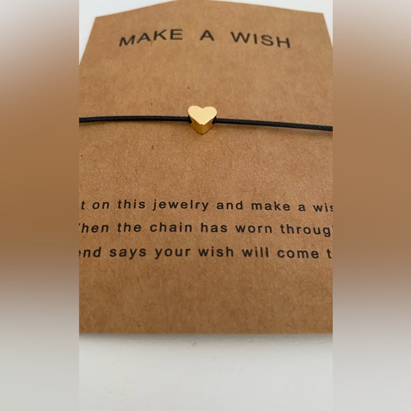 Rope Bracelet With Mini Love Heart - Picture 1 of 7